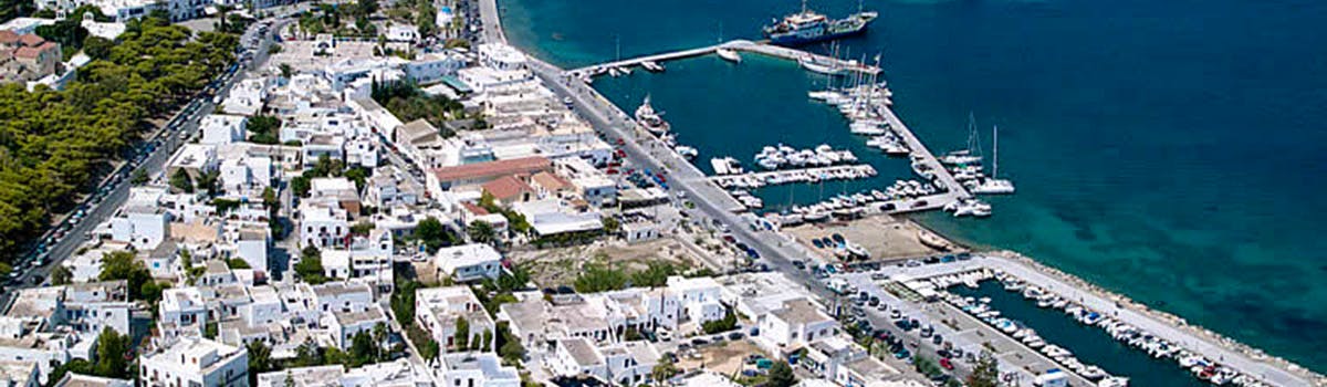 Paroikia Port - Band of boats