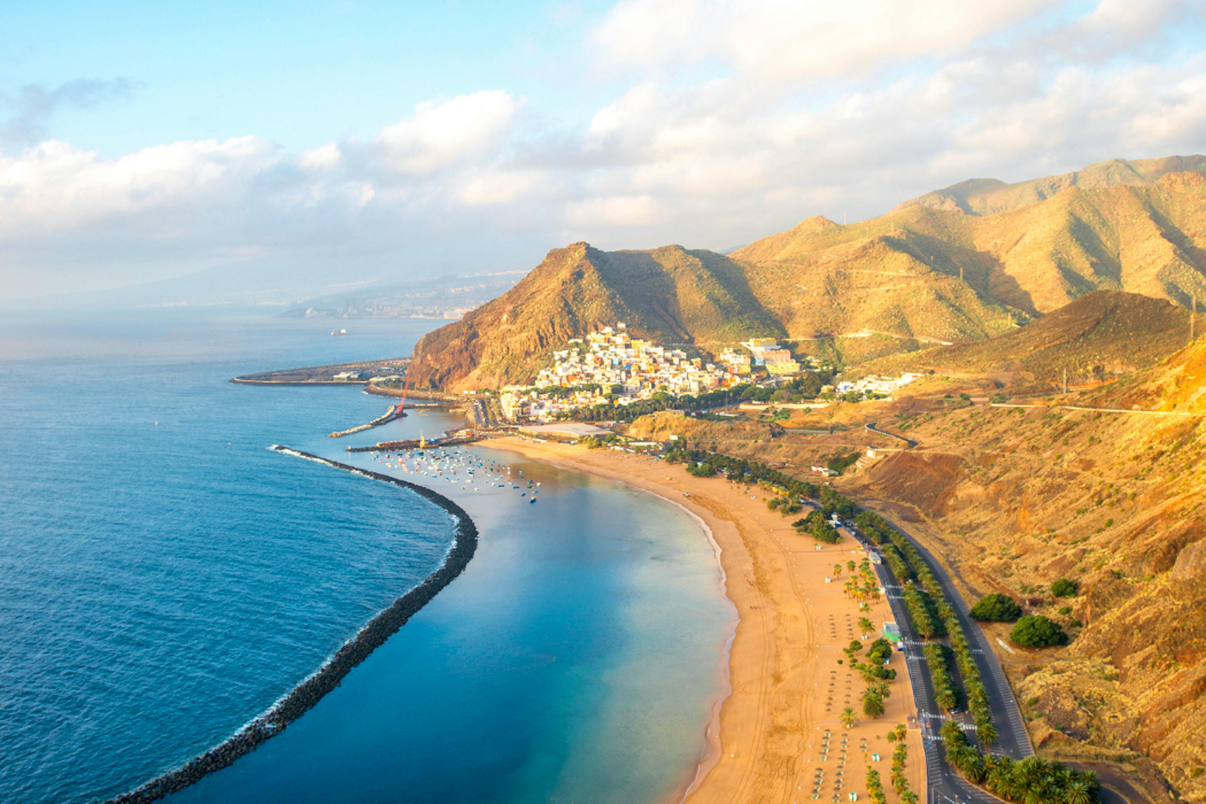 Navigare alle Isole Canarie: Itinerario di 7 Giorni in Barca