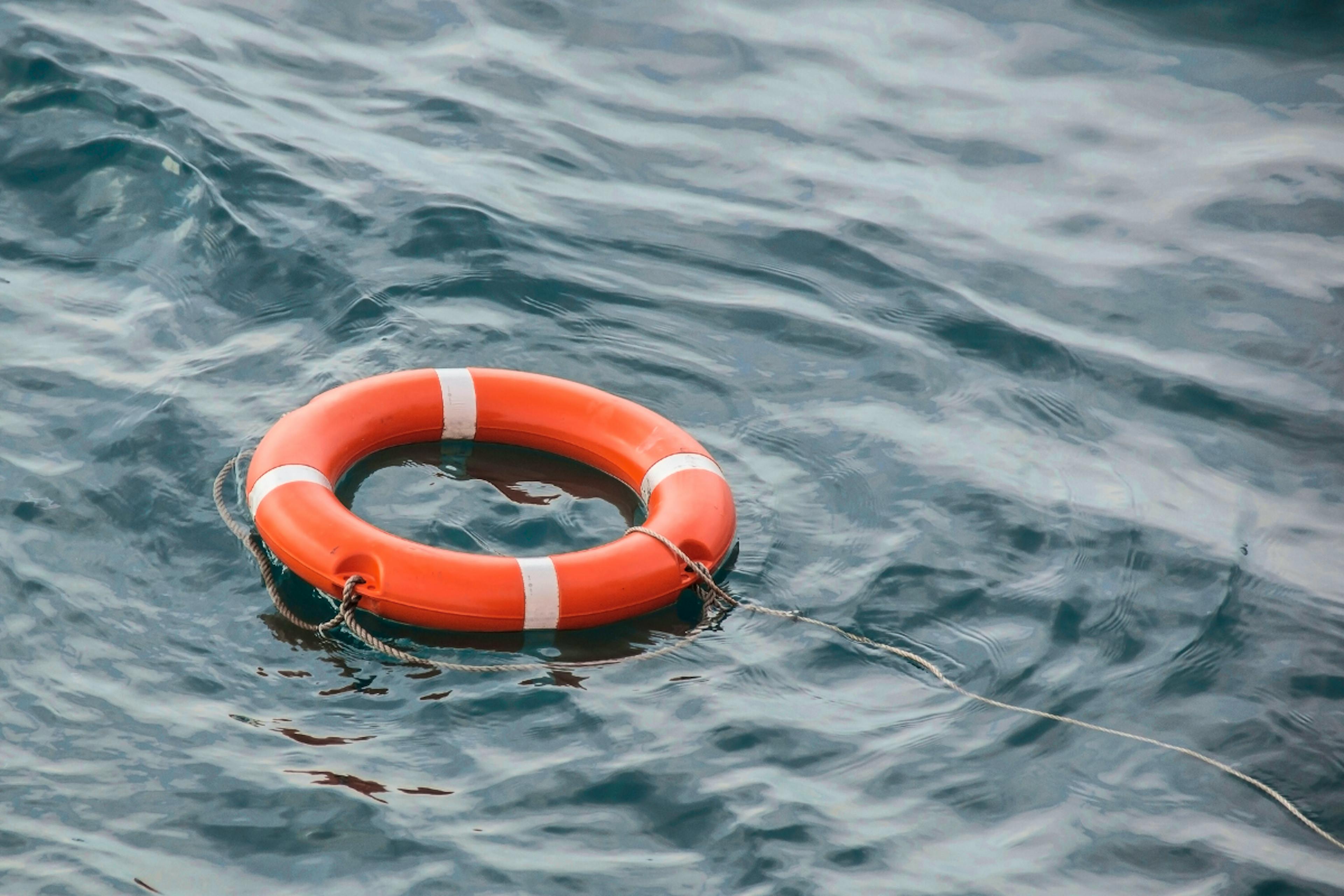 5 Segelgrundlagen, die deine Crew vor dem Ablegen kennen sollte