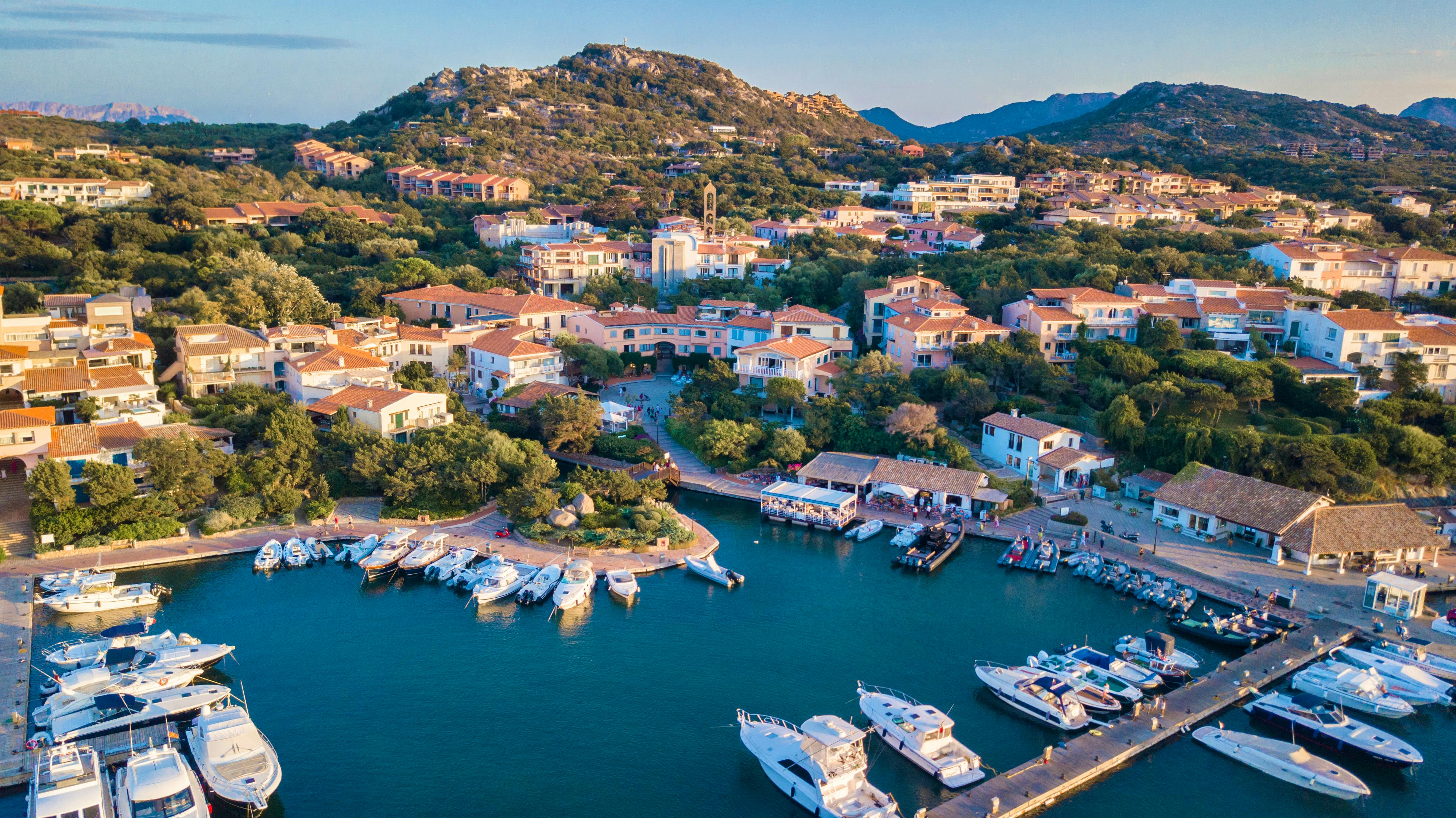 Yachtcharter Nord Sardinien segelboote und motorboote in der Sardinien Yachtcharter Nord Sardinien segelboote und motorboote in der Sardinien