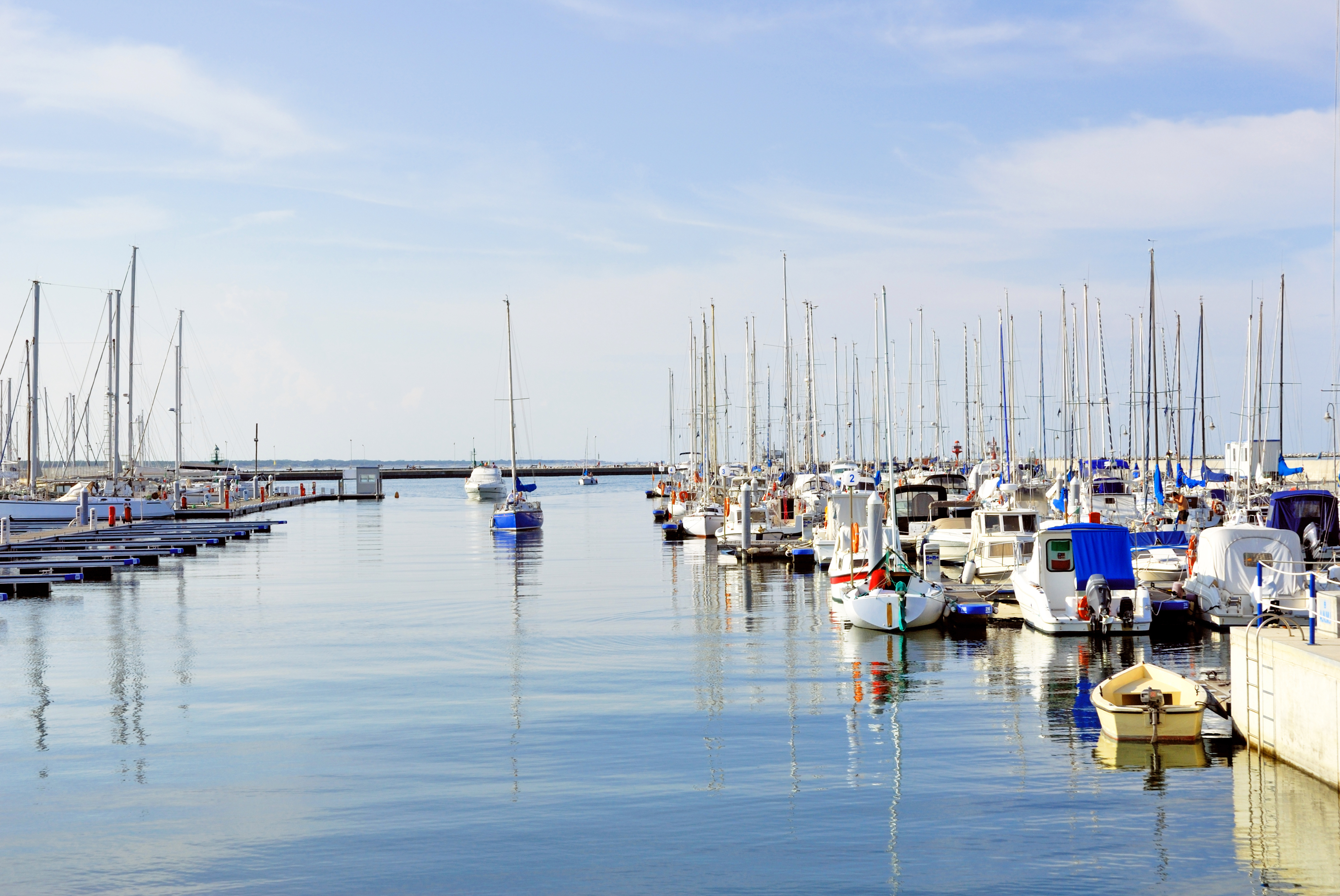 Yacht charter Ravenna Yacht Club, Italy Master Yachting