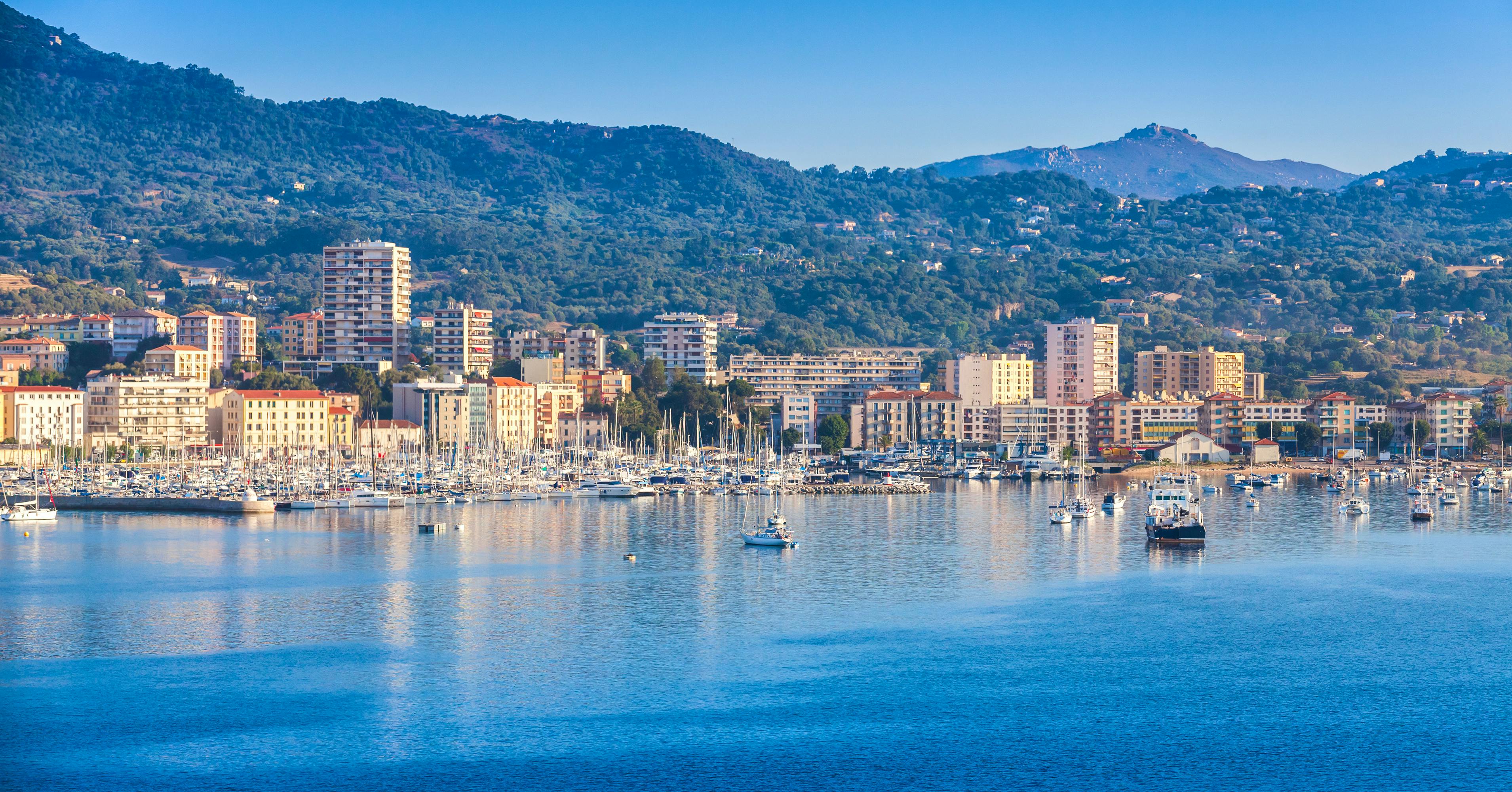 Ajaccio - Band of boats