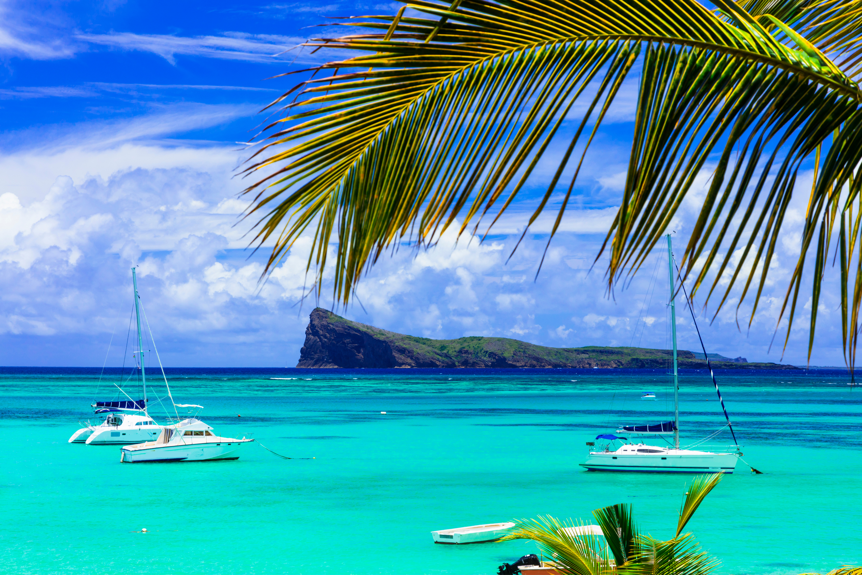 Yacht charter La Balise Marina, Mauritius Sailogy